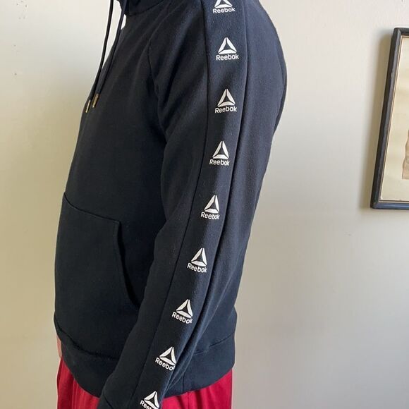 Men’s Reebok Black Pullover Hoodie with Logos and Kangaroo Pocket (Medium) - Picture 10 of 16